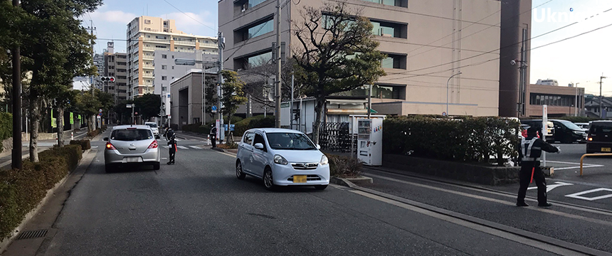 筥崎宮にて初詣参拝の駐車場警備業務を実施致しました。