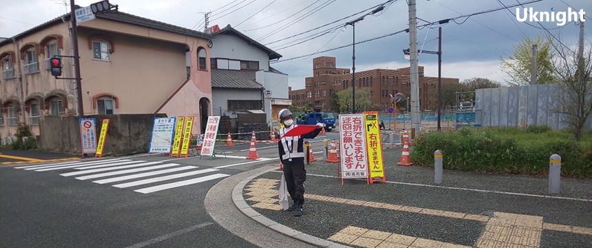 東区内にて交通誘導警備業務を実施致しました。