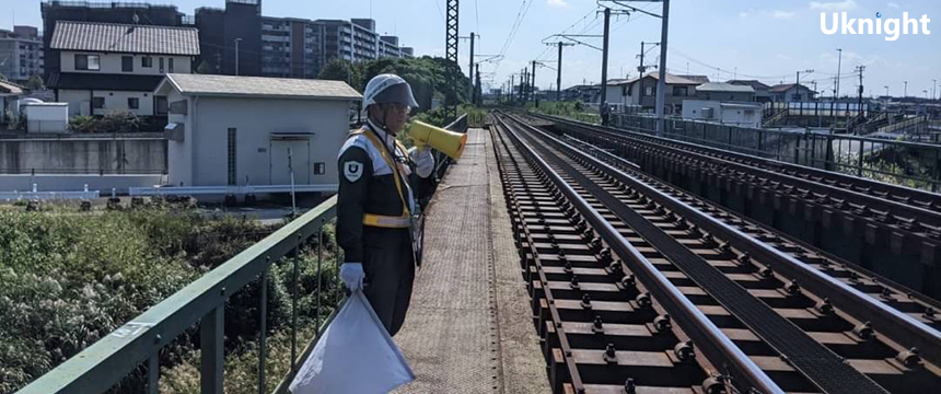 東区内にて列車見張り業務を実施致しました。